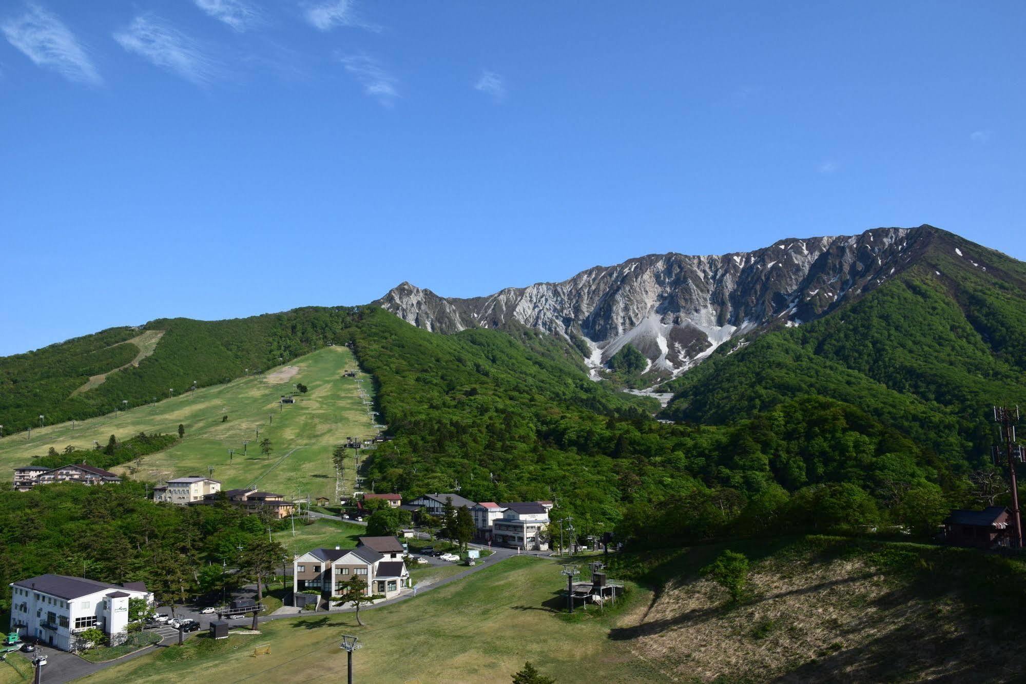 Hotel Daisen Shirogane Exteriör bild